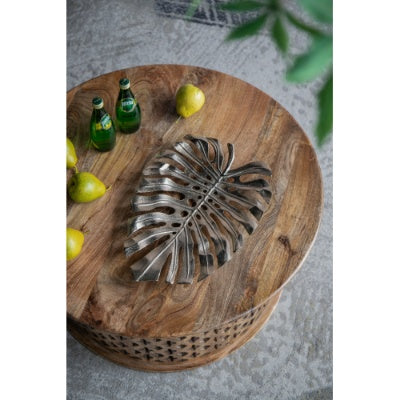 Gold Monstera Leaf Wall Décor – Aluminum Modern Wall Accent or Decorative Tray (18.9" x 13.4")